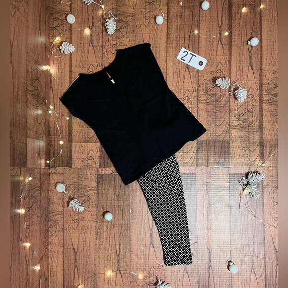 Cute Xmas outfit - Picture 2 of 2